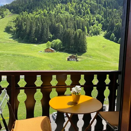 Duplex Avec Cheminee Et Vue Montagne * Le Biot