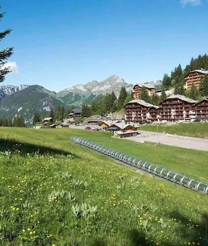Duplex Avec Cheminee Et Vue Montagne *