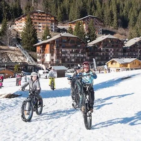 Duplex Avec Cheminee Et Vue Montagne Apartament *