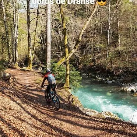 아파트 Duplex Avec Cheminee Et Vue Montagne
