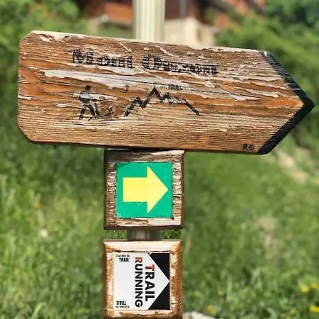Duplex Avec Cheminee Et Vue Montagne 아파트 Le Biot